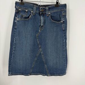 Levi’s vintage Y2K Medium Wash Denim Mid Rise A Line Distressed Jean skirt 10